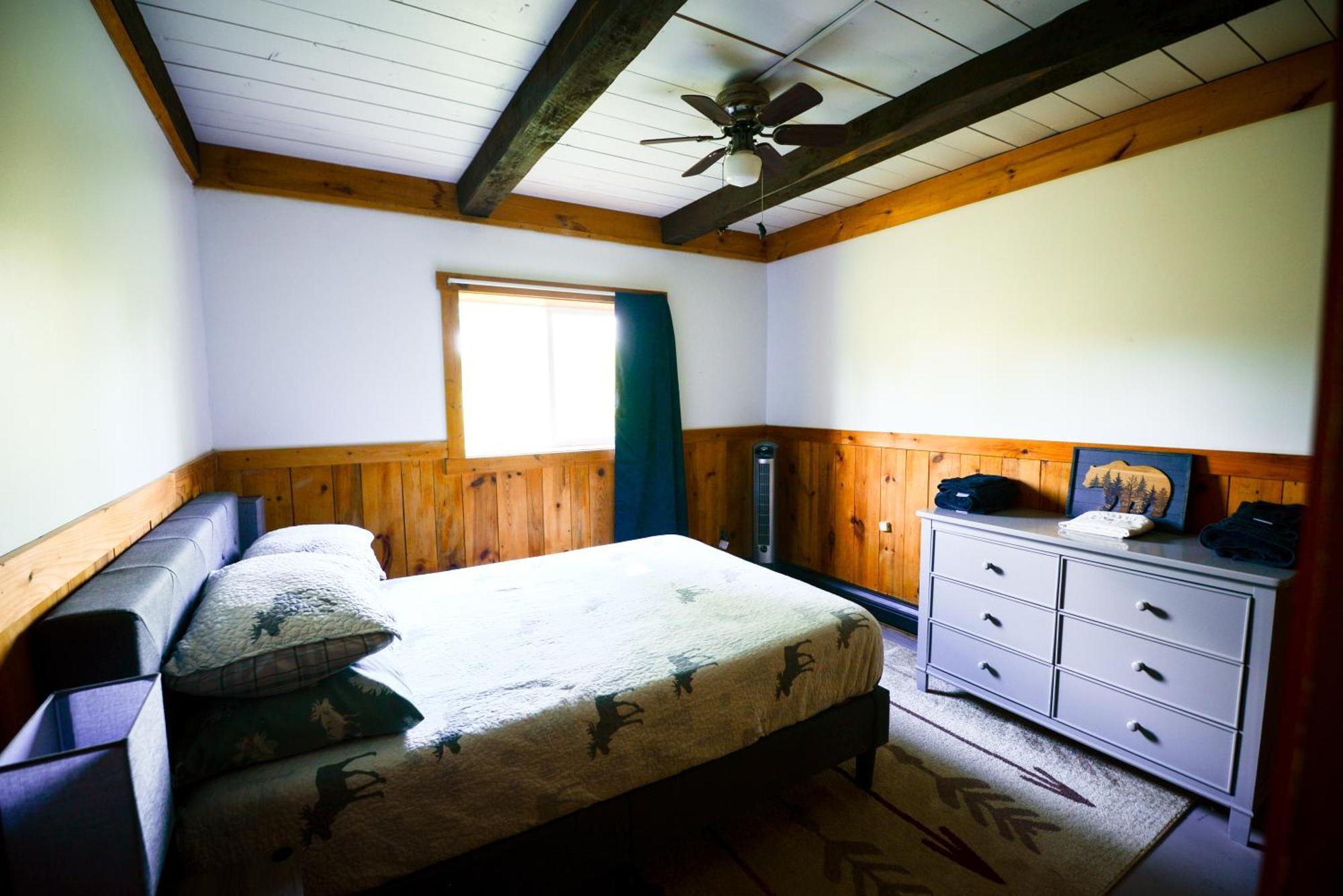 Cozy Cabin With Hottub At Cloverdale Cabins ヒンクリー エクステリア 写真