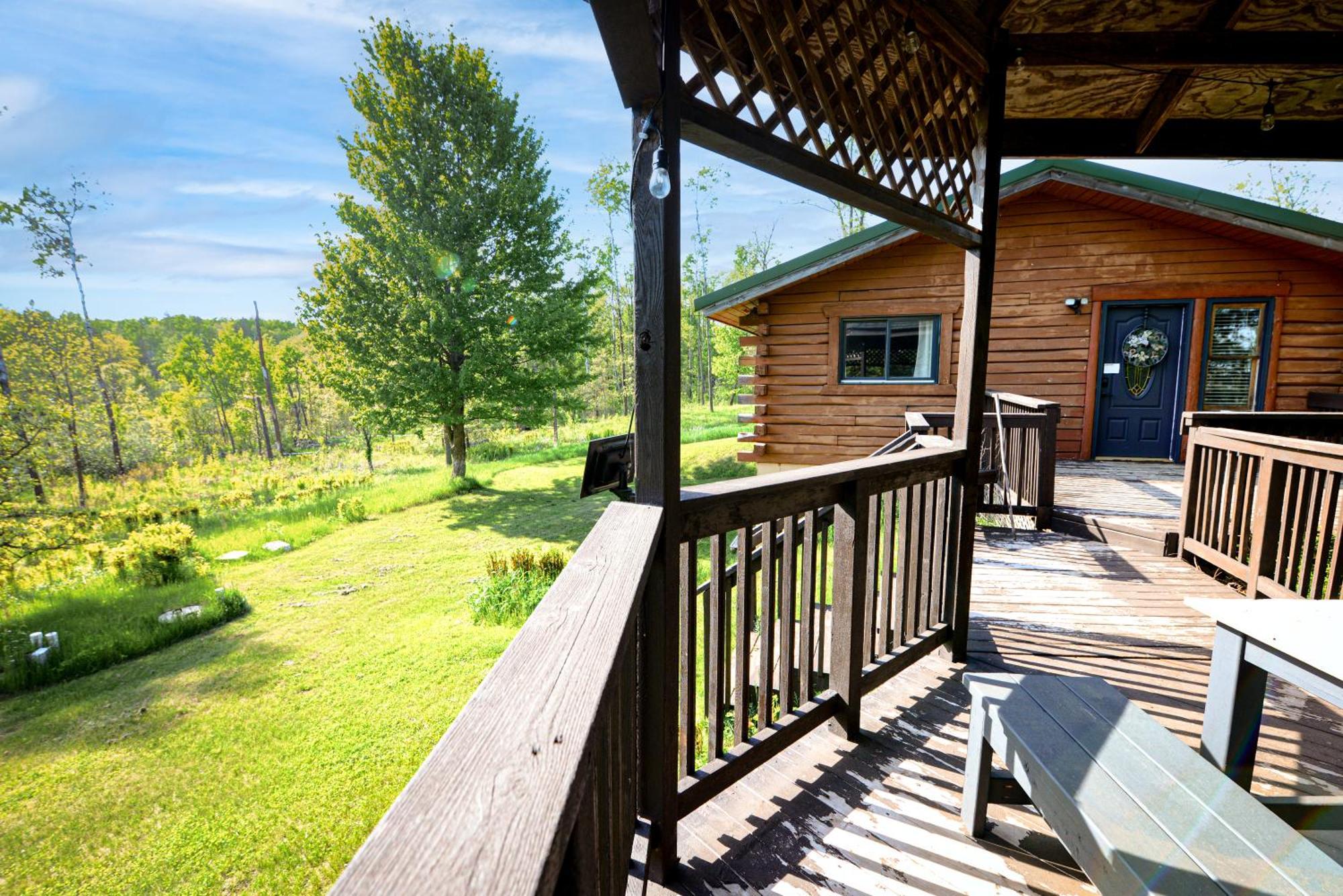 Cozy Cabin With Hottub At Cloverdale Cabins ヒンクリー エクステリア 写真